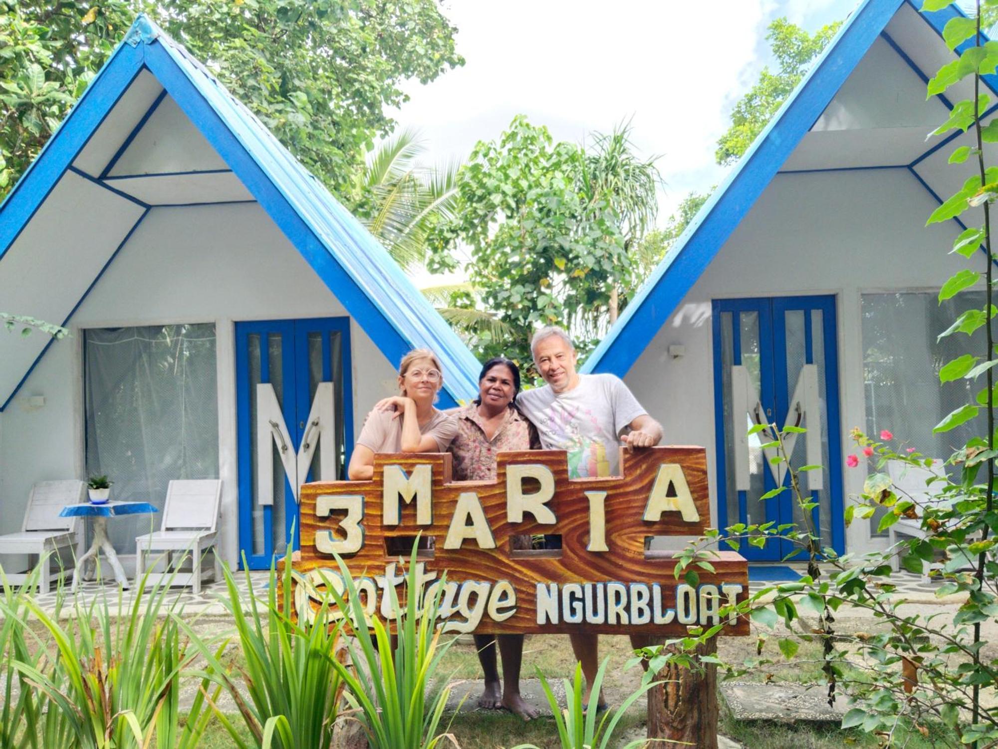 Tria Maria Cottage Ngurbloat Habitación foto